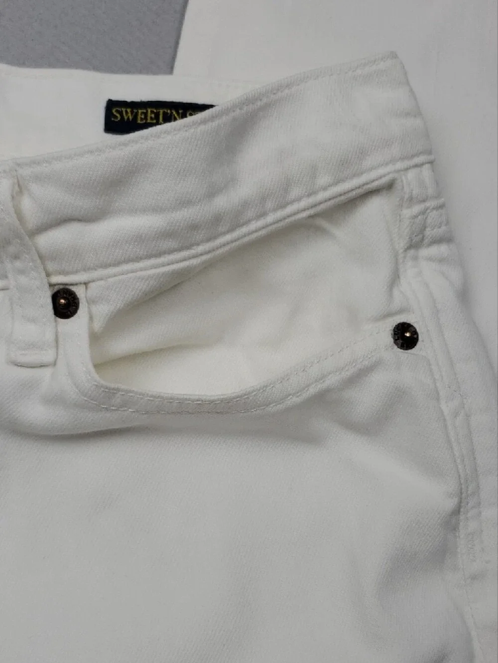 Lucky Brand White Men’s Straight Jeans